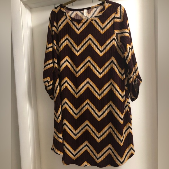 NWT Maroon Striped Dress Size L - Picture 1 of 5